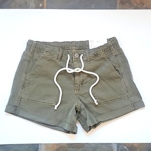 NWT American Eagle Tomgirl Short Stretch Women Size 4 Olive Moss Green